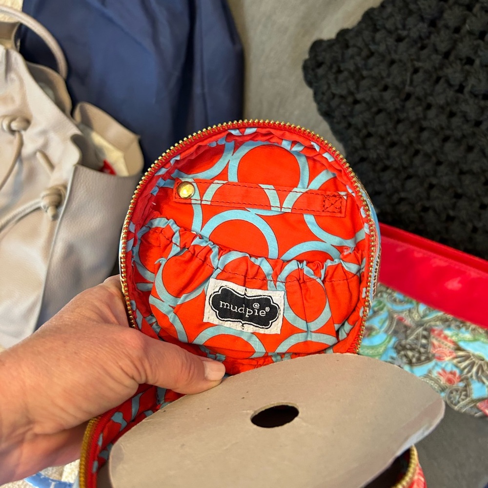 Mudpie - Picture 6 of 6